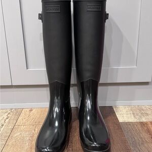 Hunter Classic Black Tall Boots